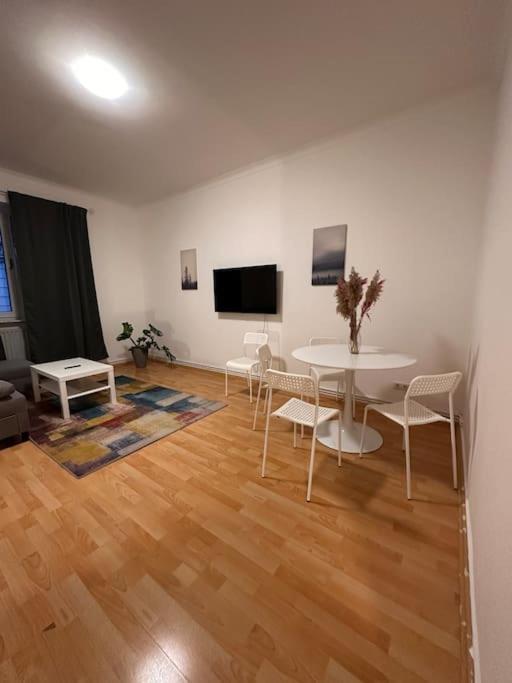 Apartment Mit Balkon Im Stadtzentrum ハノーファー エクステリア 写真